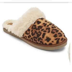 ROCKPORT Veda LEAPARD SLIPPERS